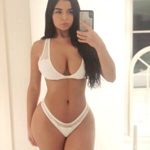 Demi Rose Flaunts Stunning Curves in Eye-catching White ʙικιɴι on Instagram