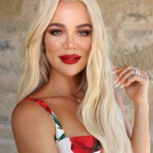 Twins in floral! Khloe Kardashian and daughter True enjoy a lakeside day in Italy with matching summer dresses. Simply adorable moments captured Twins in floral! Khloe Kardashian and daughter True enjoy a lakeside day in Italy with matching summer dresses. Simply adorable moments captured
