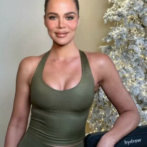 Khloe Kardashian is a shining example of embracing your unique beauty and curves with confidence. Let’s celebrate diversity and selflove, because beauty knows no standards! Khloe Kardashian is a shining example of embracing your unique beauty and curves with confidence. Let’s celebrate diversity and selflove, because beauty knows no standards!