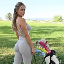 Paige Spiranac shares her seven ‘Sєxiest ever’ pictures to leave golf fans flabbergasted