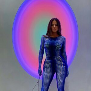 Khloe Kardashian slays in an otherworldly spandex jumpsuit, channeling her inner avatar with style and sᴀss inspired by Kylie Jenner. Bold and futuristic vibes!