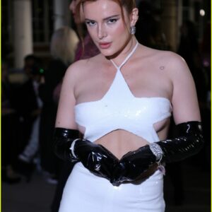 Dazzling in white, bellathorne exudes elegance and confidence with effortless chic vibes. A vision of pure beauty that takes our breath away! Dazzling in white, bellathorne exudes elegance and confidence with effortless chic vibes. A vision of pure beauty that takes our breath away!