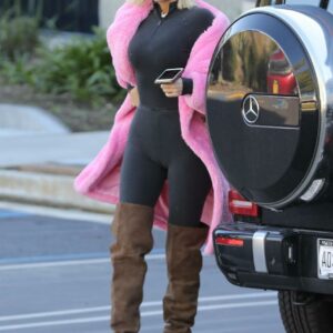 Khloe Kardashian slaying in pink! The queen of fashion effortlessly struts her stuff in a fabulous fur coat. Calabasas chic at its finest! Khloe Kardashian slaying in pink! The queen of fashion effortlessly struts her stuff in a fabulous fur coat. Calabasas chic at its finest!